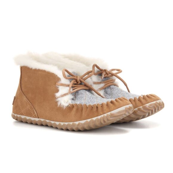 Sorel Out N About Moccasins - Picture 1 of 12